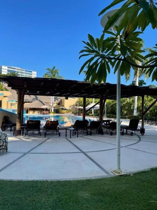 Departamento De Lujo. Seguridad 24. Playa A Pasos. Appartement Acapulco Buitenkant foto