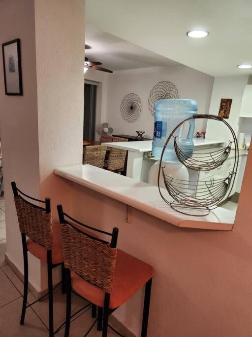 Departamento De Lujo. Seguridad 24. Playa A Pasos. Appartement Acapulco Buitenkant foto