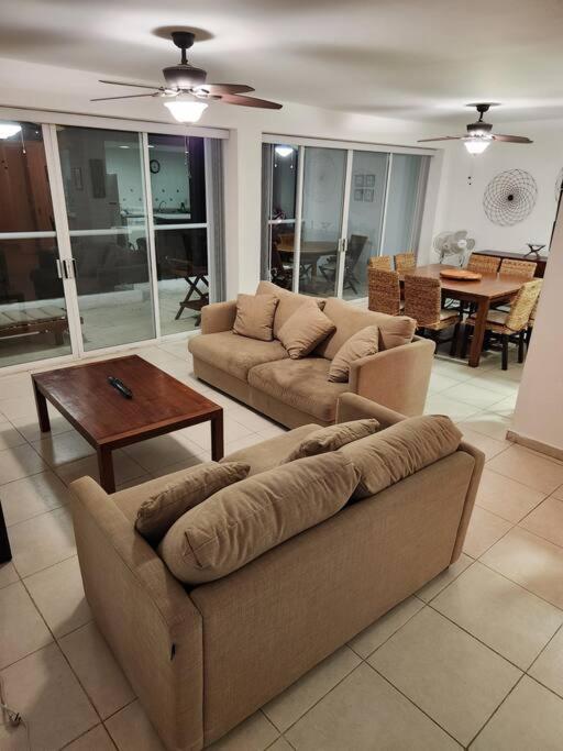 Departamento De Lujo. Seguridad 24. Playa A Pasos. Appartement Acapulco Buitenkant foto